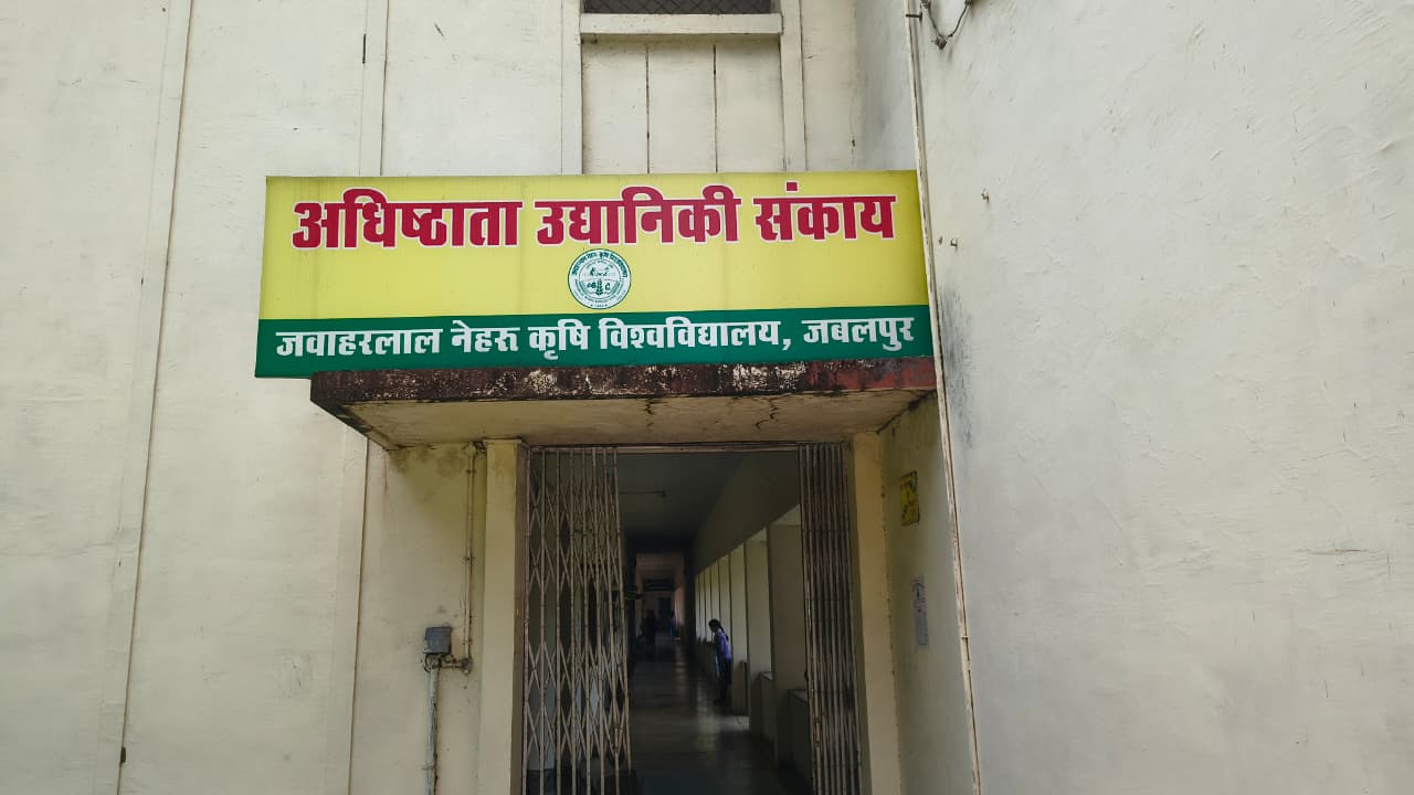 Faculty Img